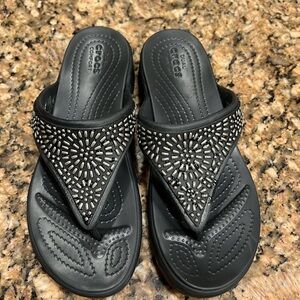 Monterey Diamanté Wedge Flip Crocs Dual Comfort women’s size 7